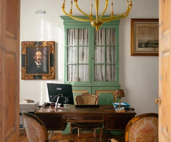 Emblematico La Casa De Naranjos Haría