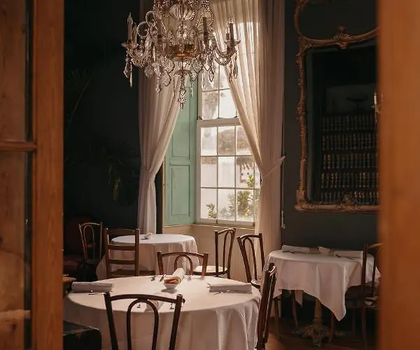 Emblematico La Casa De Naranjos