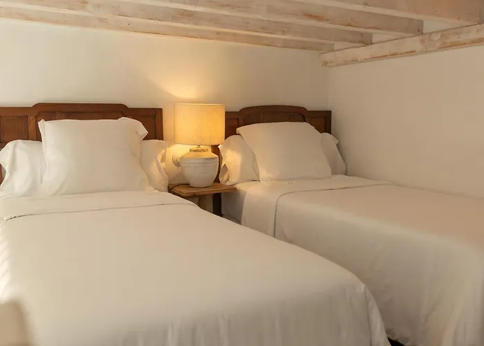 Hotel Emblematico La Casa De Naranjos