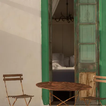 Emblemático La Casa De Naranjos