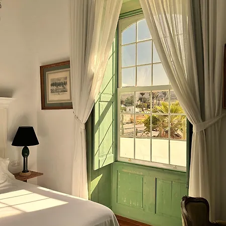 Emblemático La Casa De Naranjos Haría