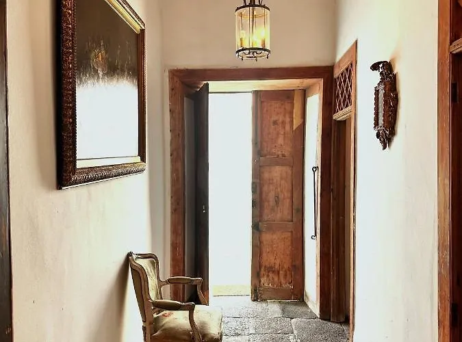 Emblemático La Casa De Naranjos