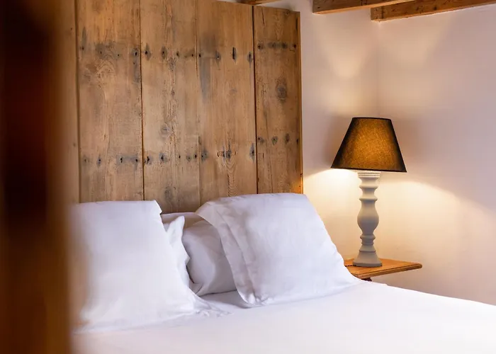 Emblemático La Casa De Naranjos Hotel 4*