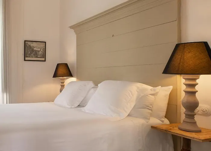 Hotel Emblemático La Casa De Naranjos 4*