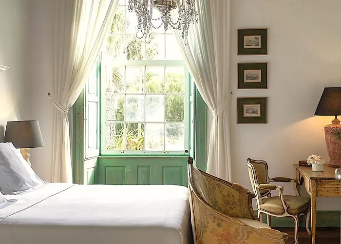 Emblemático La Casa De Naranjos Hotel