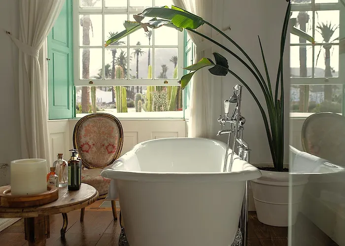 Emblemático La Casa De Naranjos Hotel Haría